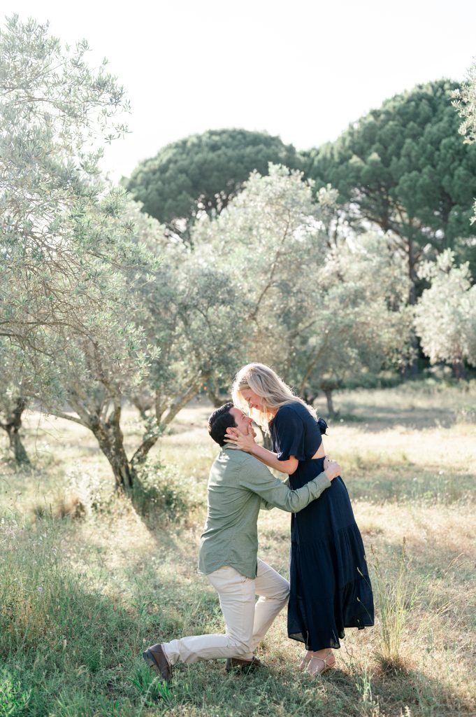 proposal in the south of France with sylvia calmet expert in proposals in provence