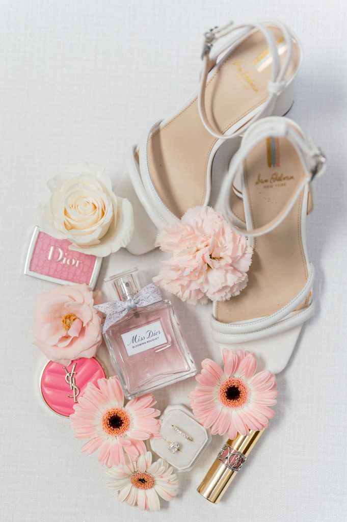 Flatlay made by sylvia calmet during a wedding at la devèze, gard