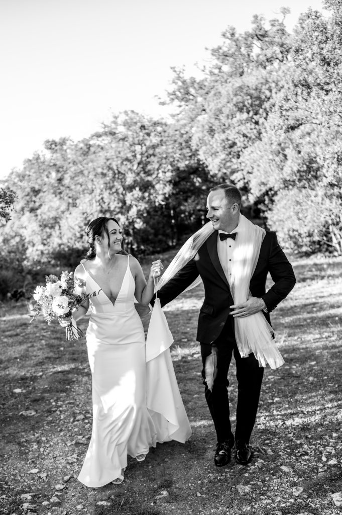Black and white picture of the bride and groom at la Deveze, hérault, during their couple session with sylvia calmet destination wedding photographer in provence