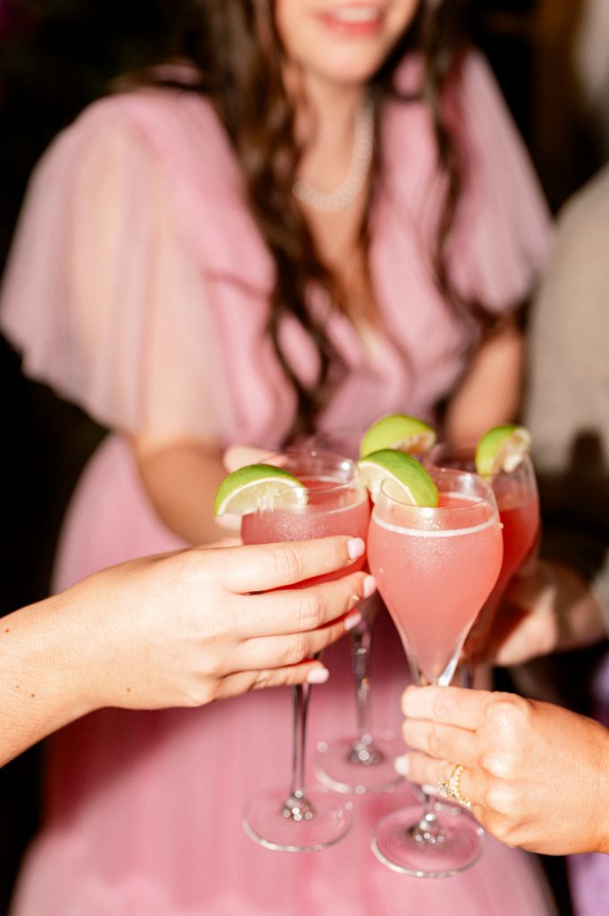 Cocktails at la deveze during a wedding in the south of france